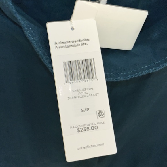 New with tags. Eileen Fisher Linen top, dark blue-green Size Smalll - Picture 2 of 6